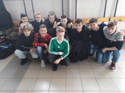 Zawody siatkarskie - drużyna naszej szkoły (chłopcy).